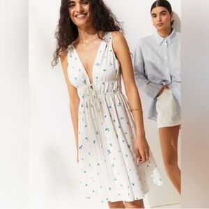 H&M White Dress with Blue Floral Accents Open Back Size M